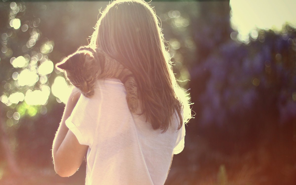 Девушка со спины