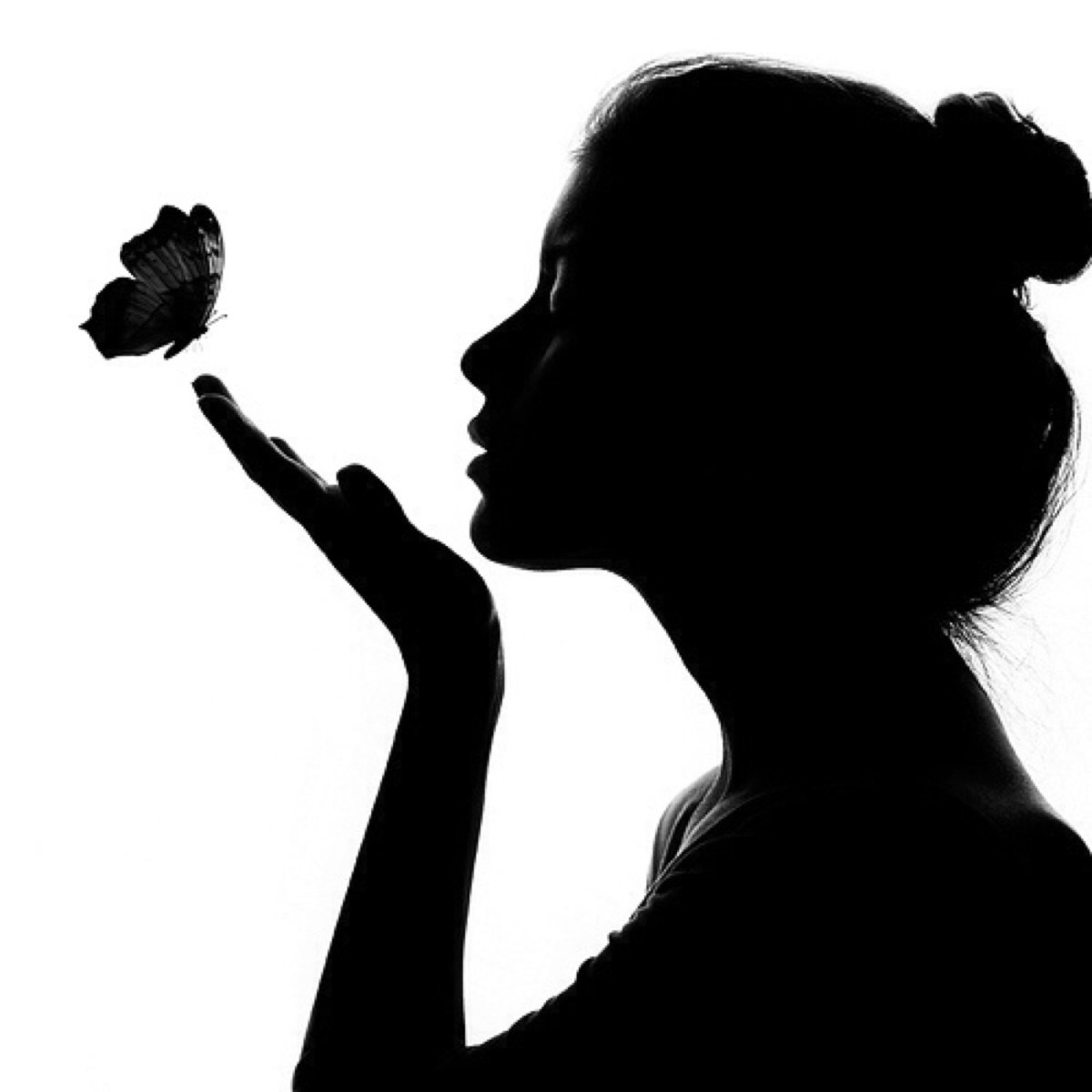 Красивые девушки на закате