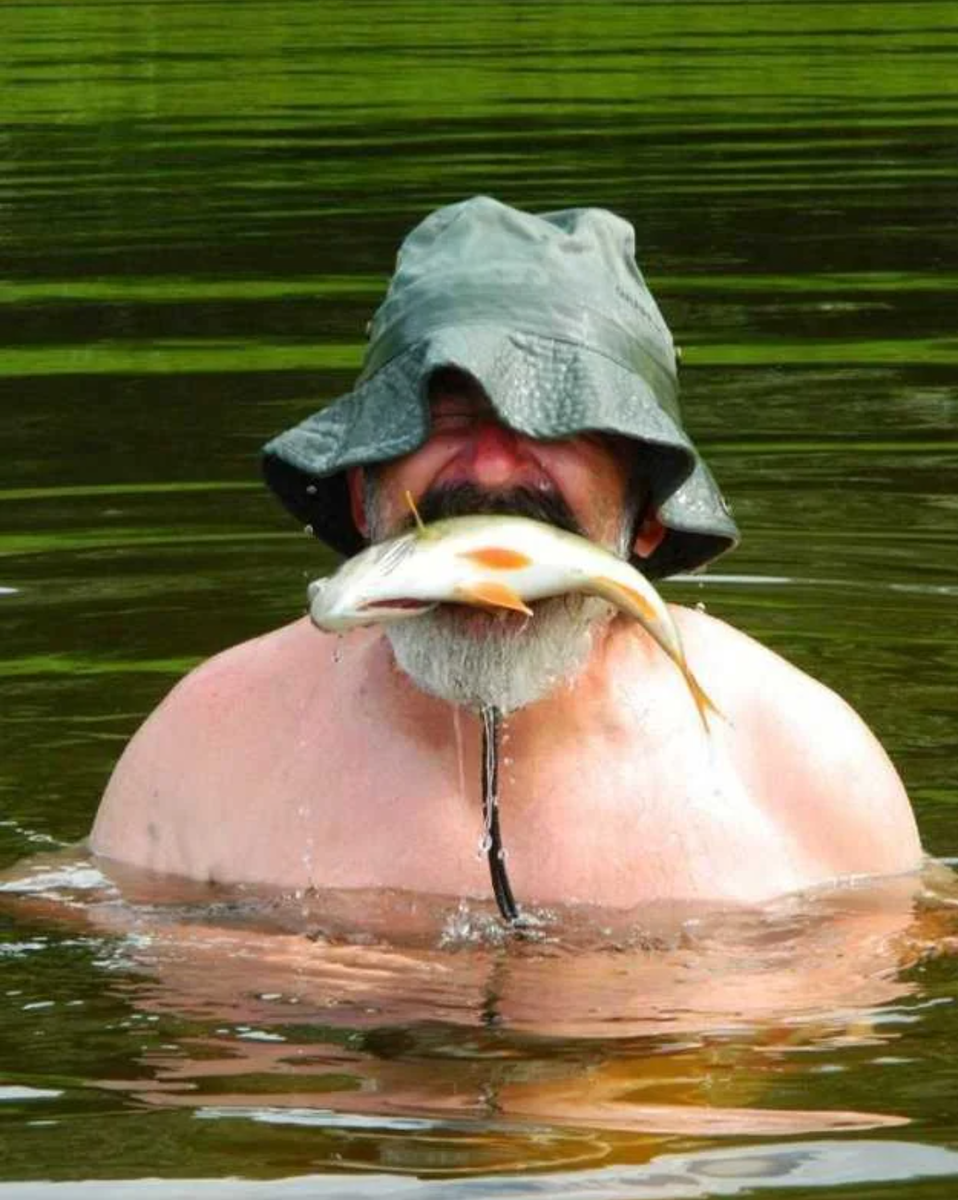 Рыбак картинка смешная