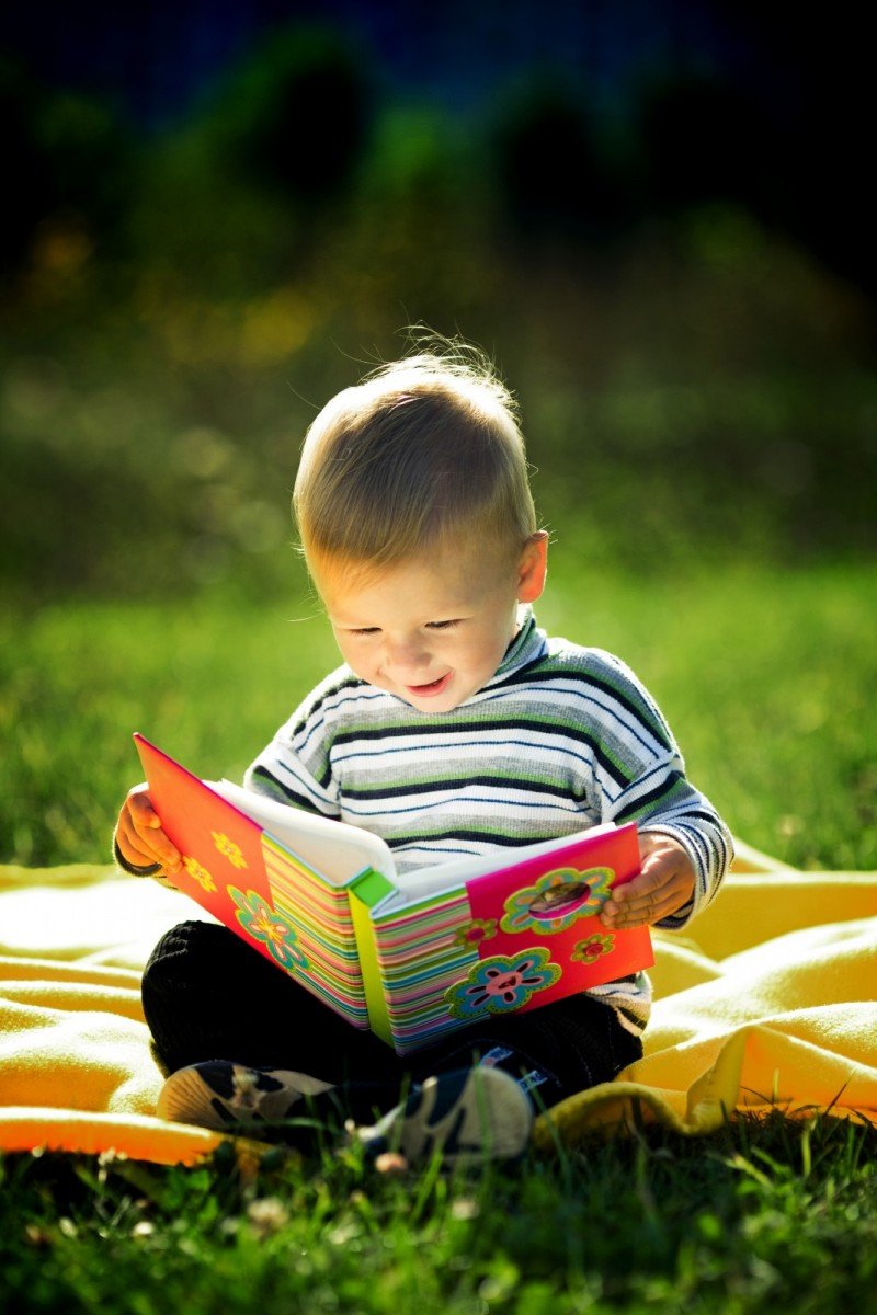 фотографии читающих детей