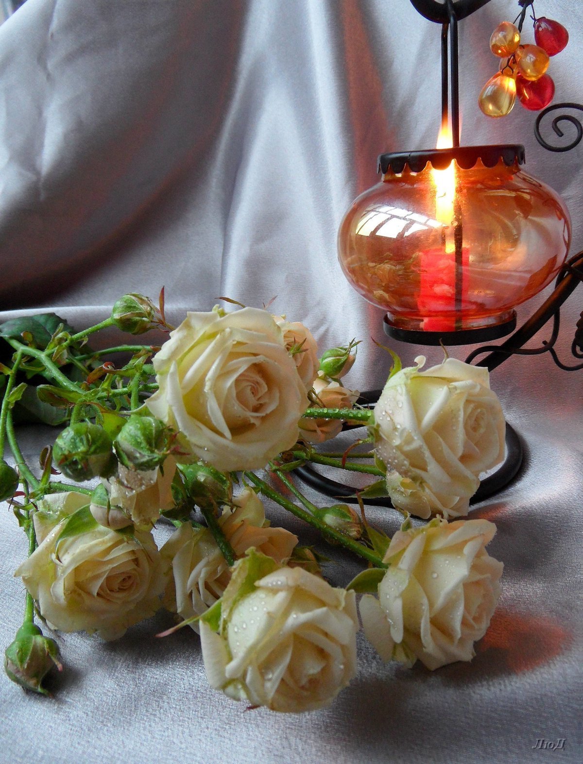 Натюрморт со свечами и цветами