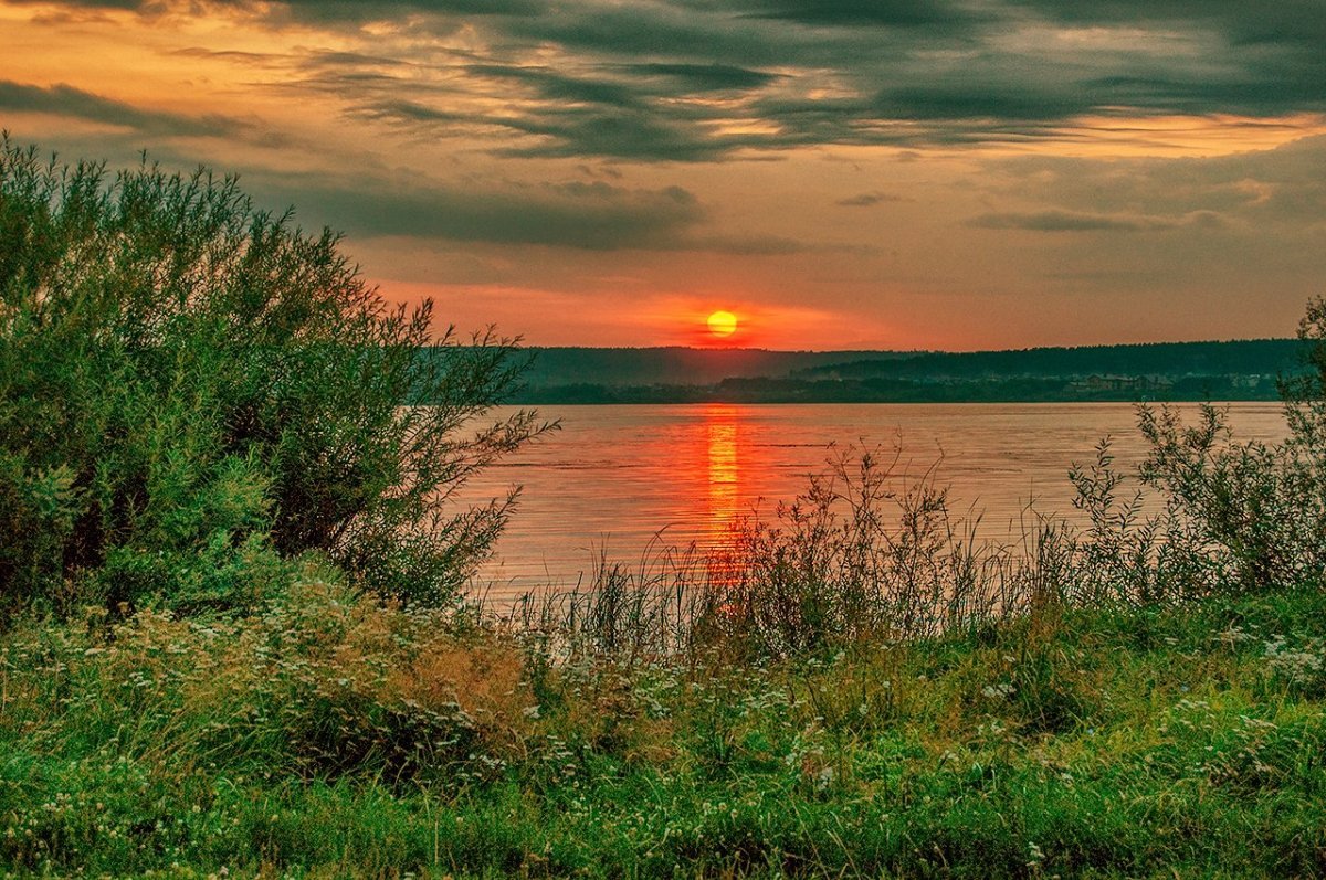 Благословенного летнего вечера