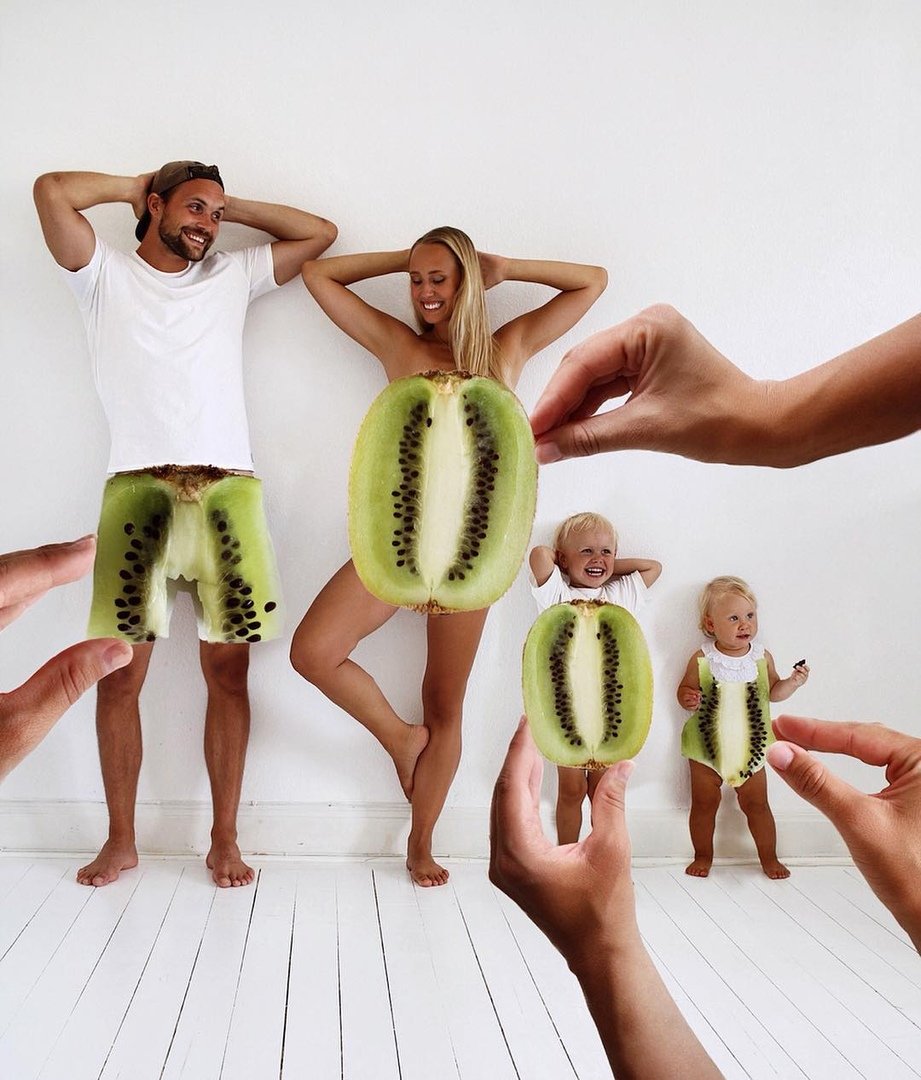 Креативная семейная фотосессия