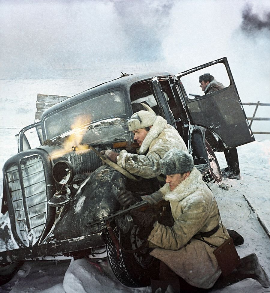 Горячи1 снег фильм