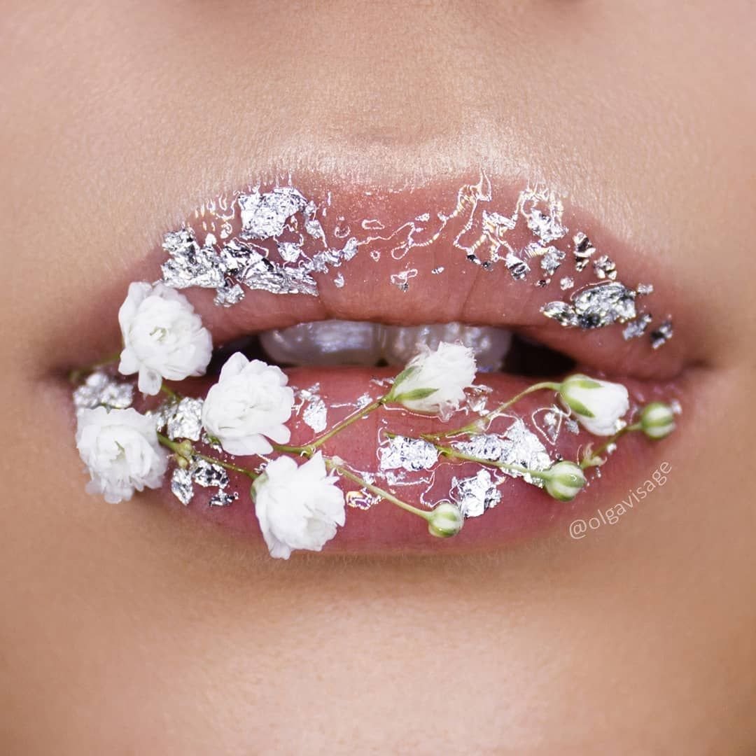 Губы Эстетика