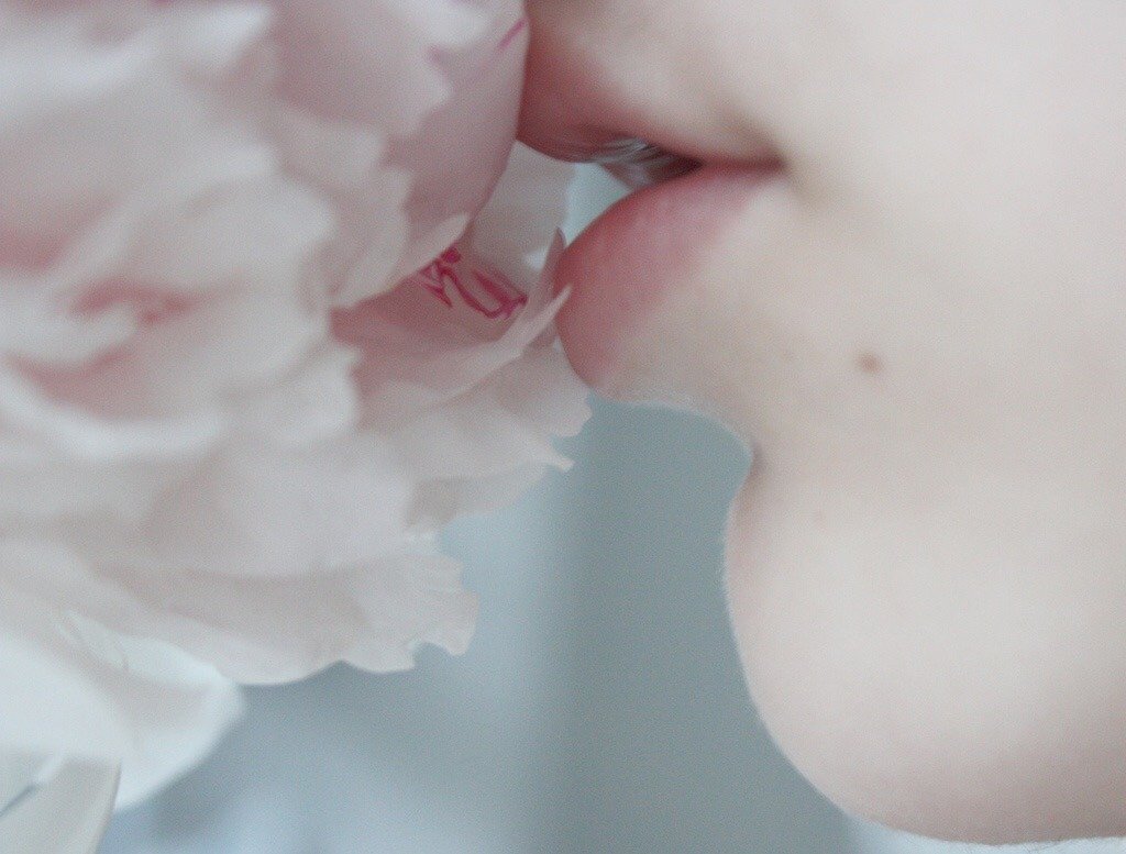 Эстетика губ девушек