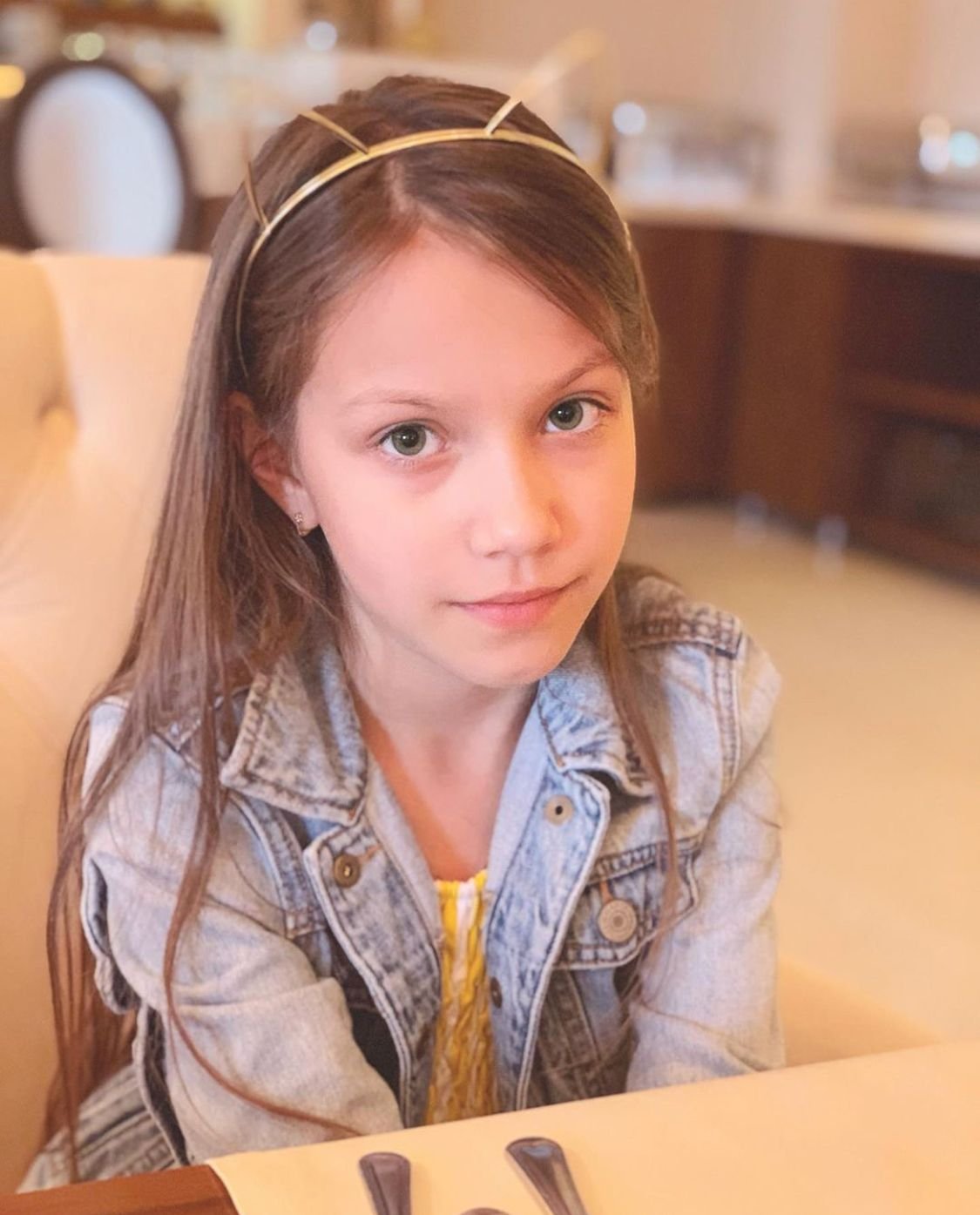 Виктория соловьёва/Viki show