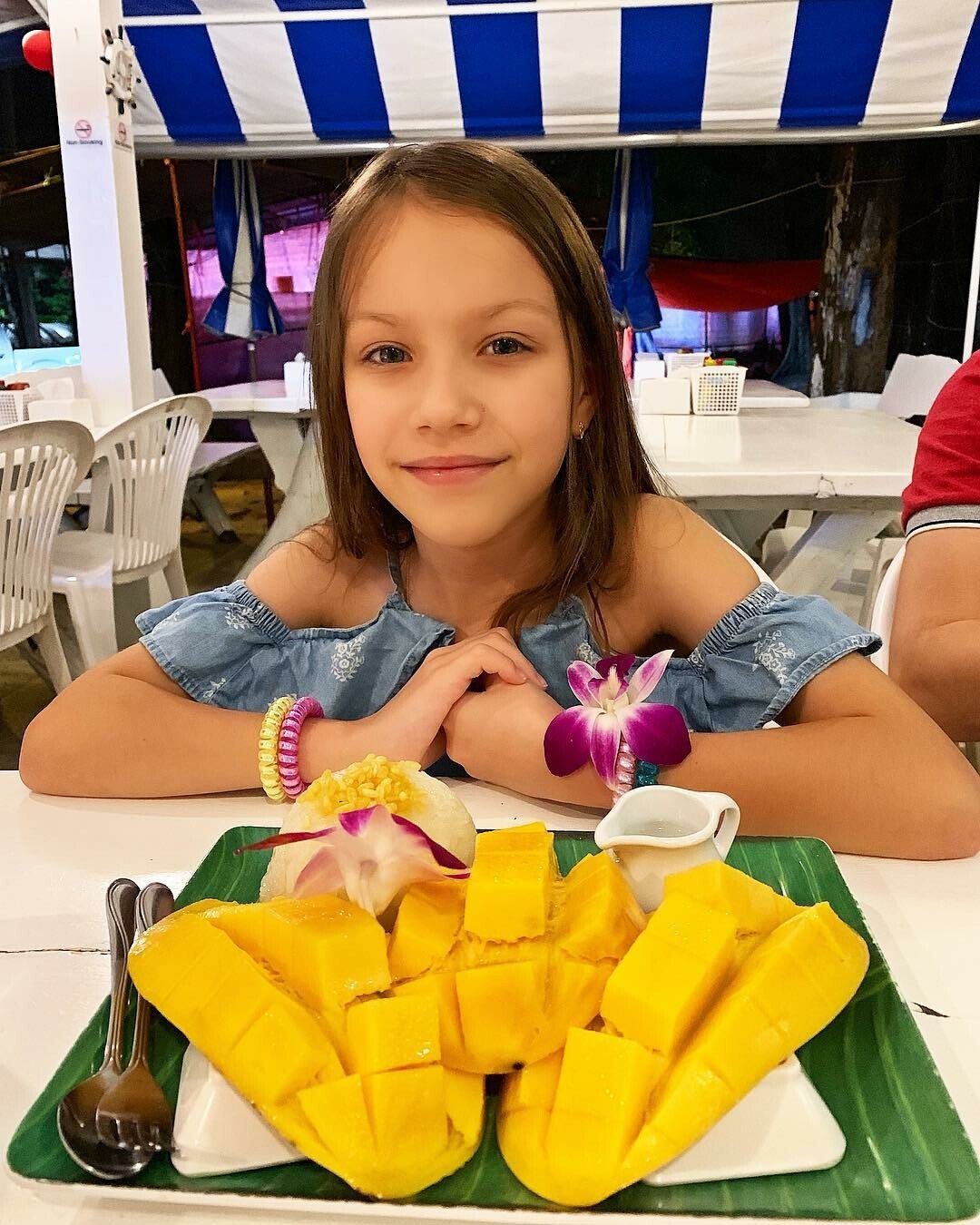 Вика и Амелия Вики шоу