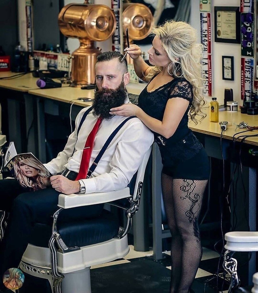 Барбершоп с девушками