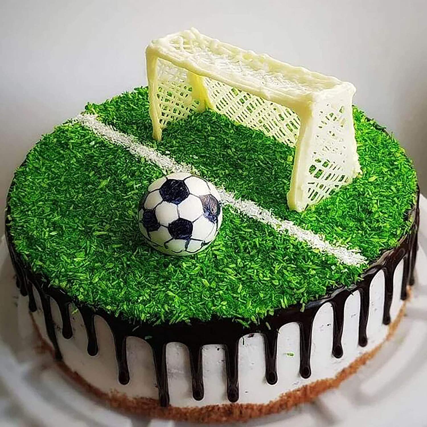 День рождения футбола год. Торт футбольное поле. Торт с футбольной тематикой. Торт «футболисту». Торт футбольный для мальчика.