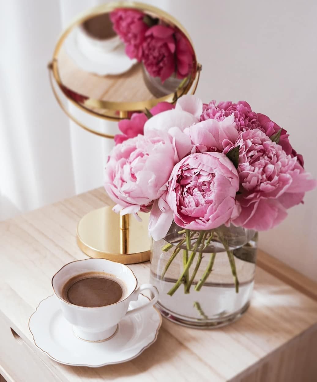 Чашка кофе красивая композиция