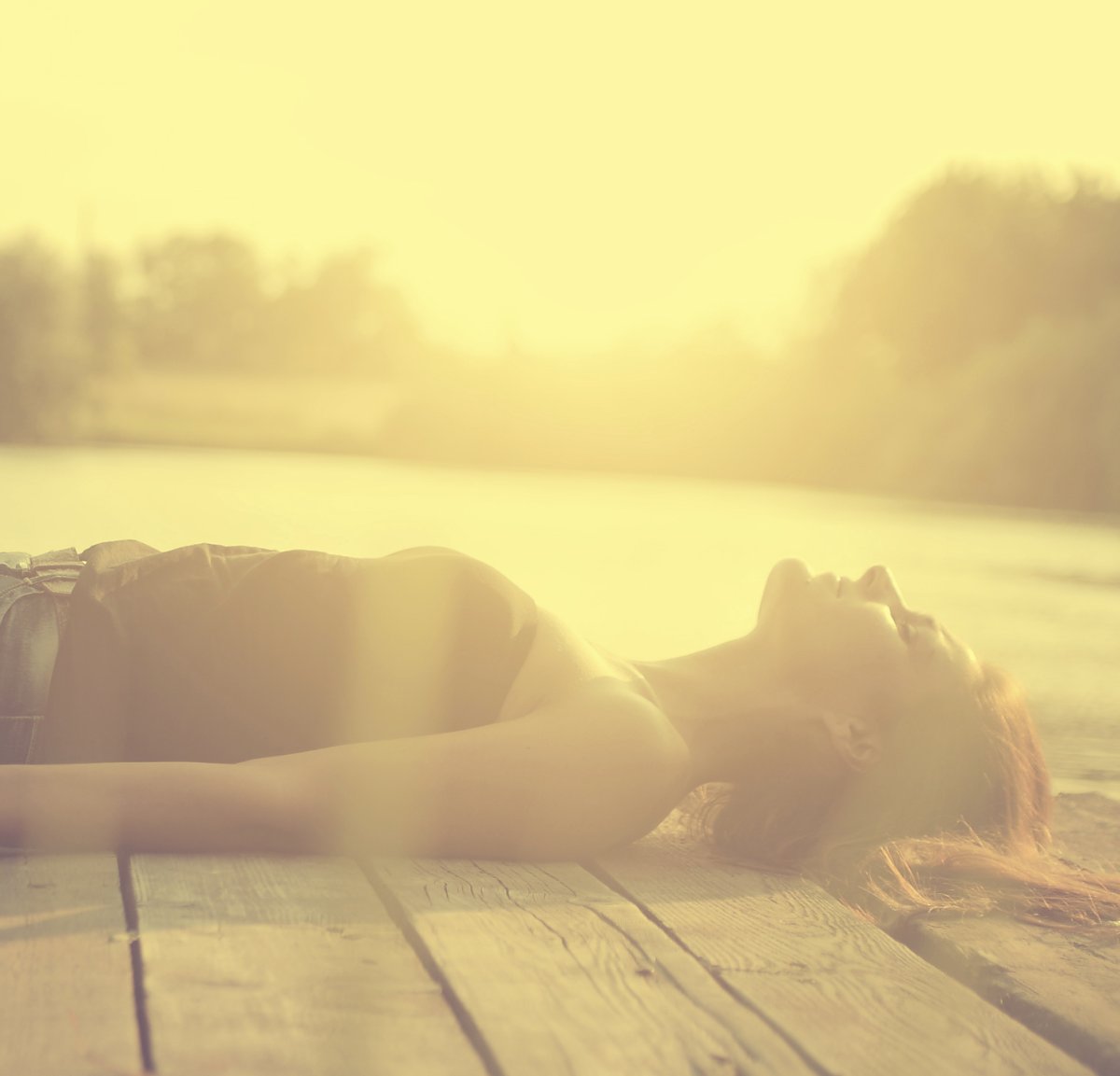 Нервная ава девушки