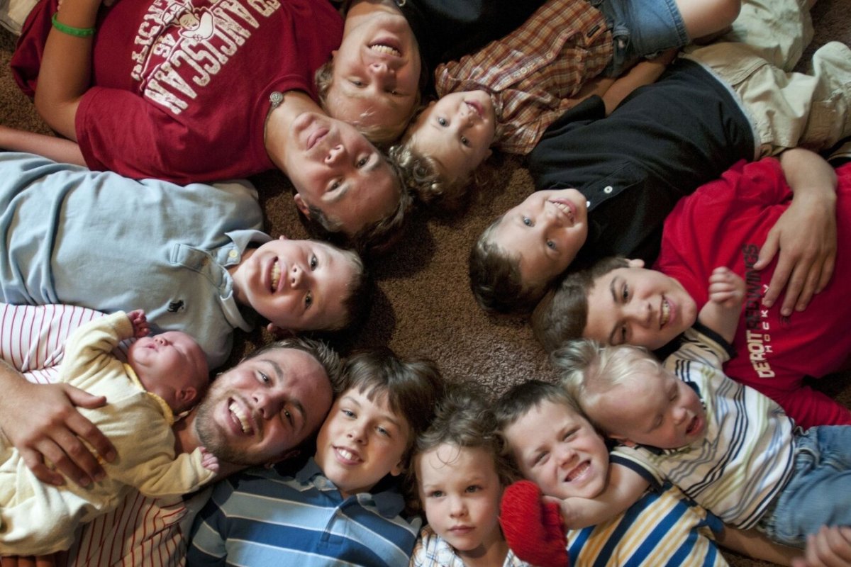 Много детей