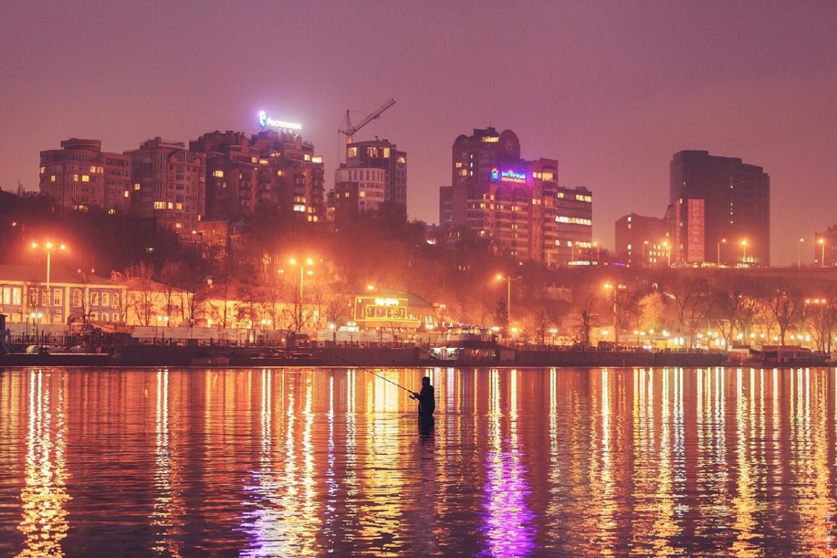 Вид на ночной Ростов на Дону