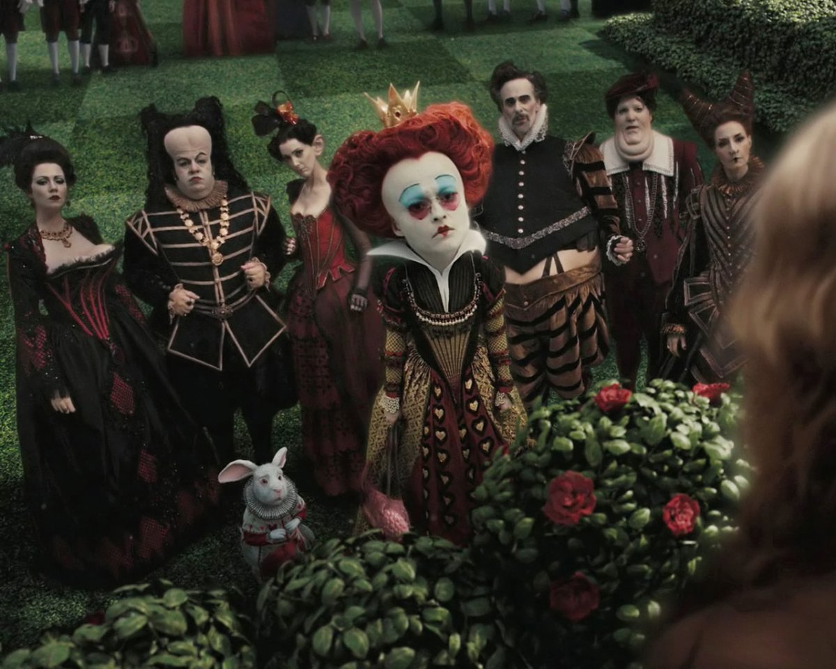 Алиса в стране чудес тим Бертон Королева