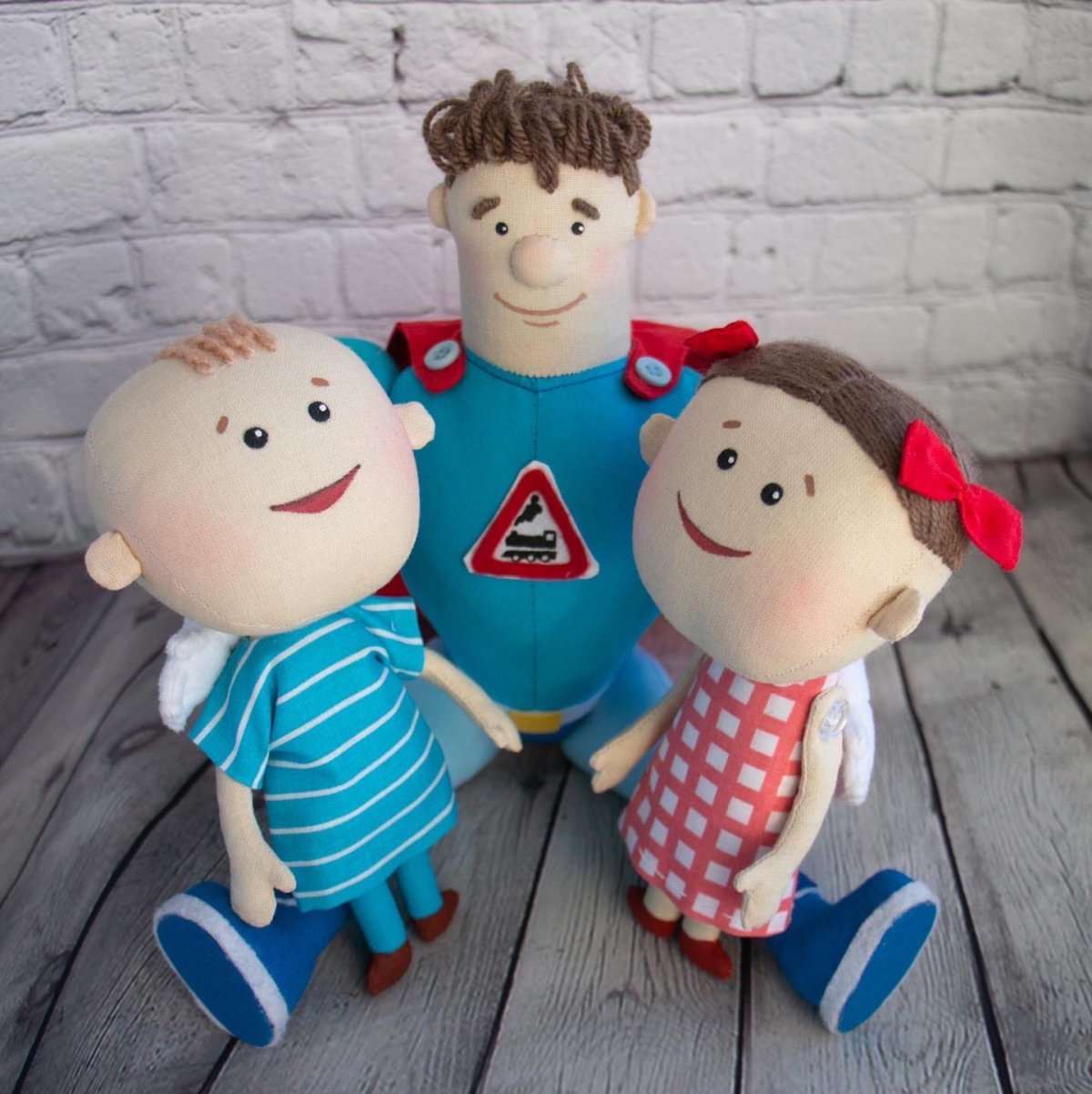 Аркадий Паровозов Саша и Маша