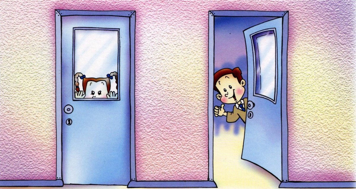 Открытая дверь в детскую