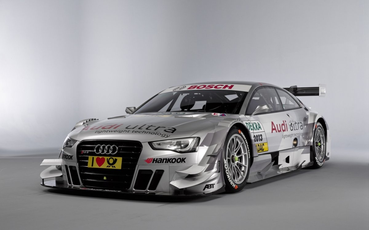 Audi r8 DTM