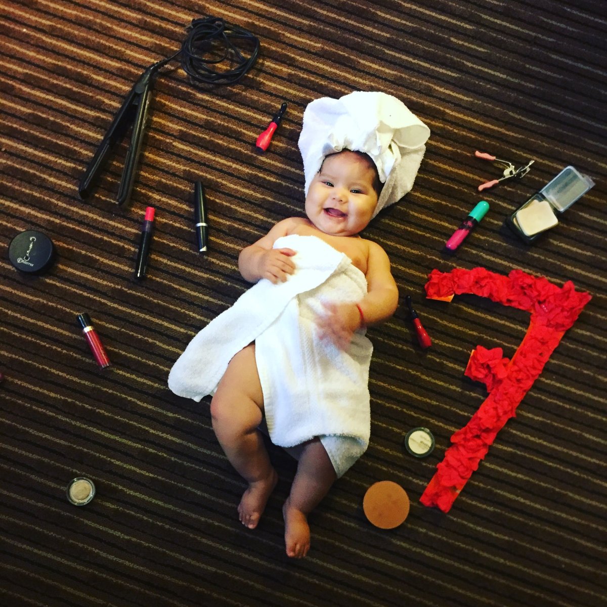 Фотосет для месячного ребенка